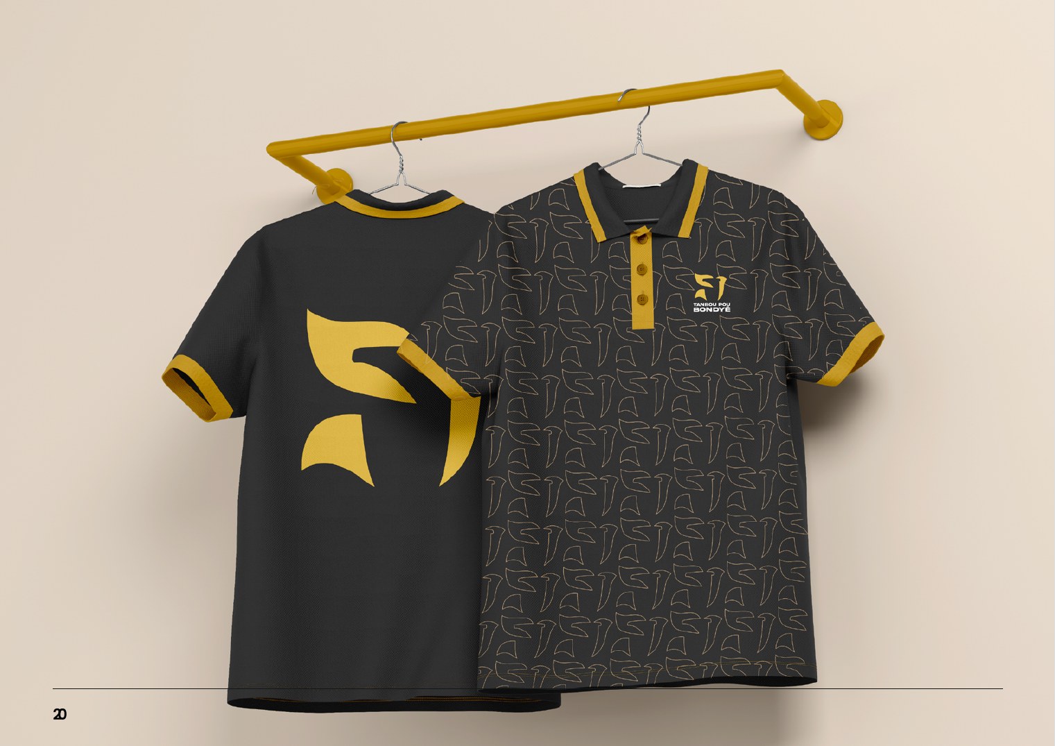 Polos noirs Tanbou pou Bondyé au motif logo répété, sur portant jaune